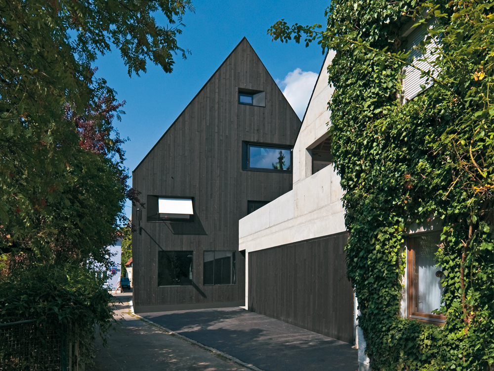 Umnutzung einer Schlosserei in ein Wohnhaus in Memmingen