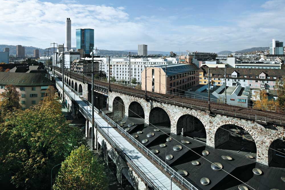 markthalle-und-l-den-im-viadukt-in-z-rich-detail-inspiration